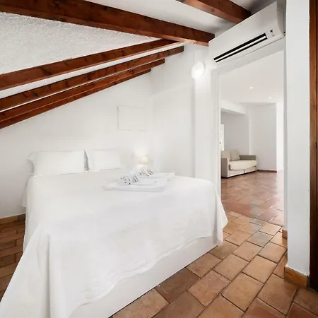 Al - Vista Marina 2 *