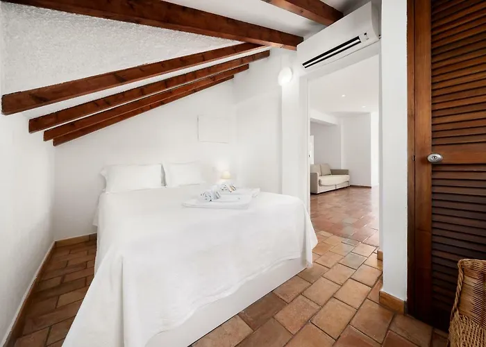 Al - Vista Marina 2 *